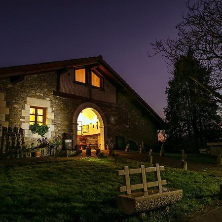 Zelai Villa Mallavia Exterior photo